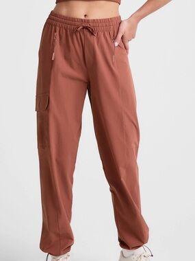Beyond Yoga Rust Clay Cargo Joggers